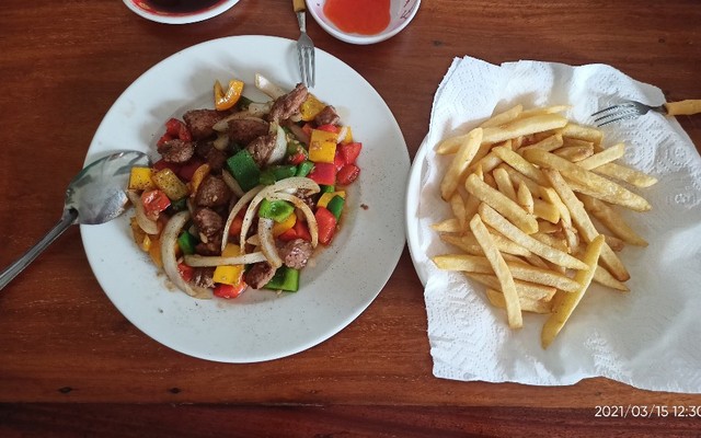 Cơm Gà Xối Mỡ 54 - Ngô Tất Tố