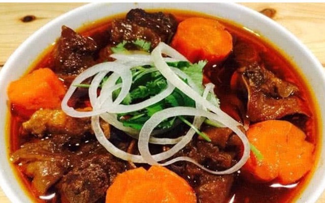 Bún Bò Mở Nỗi O Súng - Trường Sa