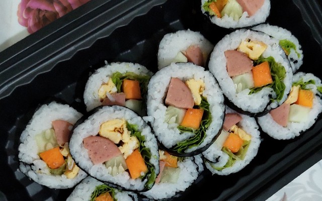 Phở Cuốn Cậu Út Lộc - Hoàng Văn Thái