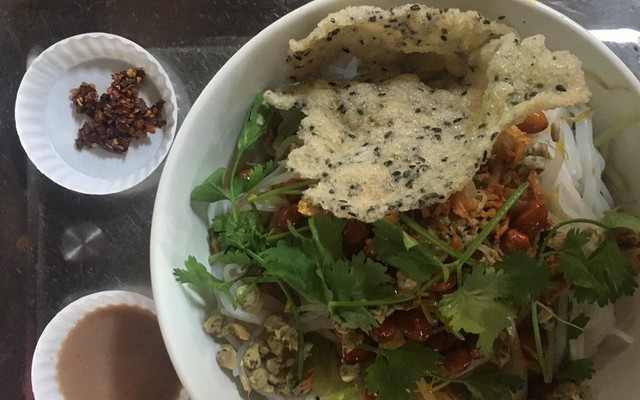 Chị Châu Huế - Cơm Hến - Lê Trọng Tấn