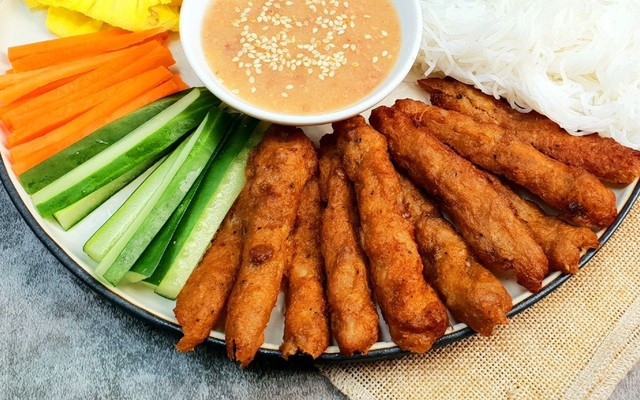 Bếp Nhà Nhím Bon  - Nem nướng - Ăn Vặt