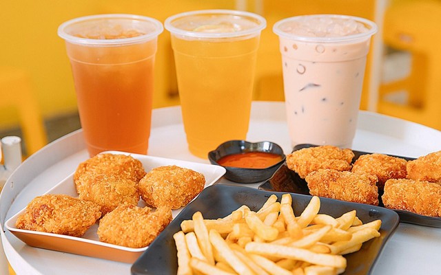 Bà Ánh - Bánh Gà - Tạ Quang Bửu