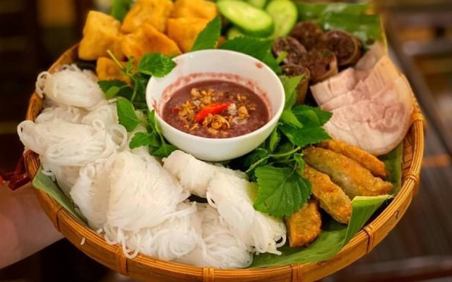 Quỳnh Đan - Bún Đậu & Ăn Vặt - Vũ Tông Phan