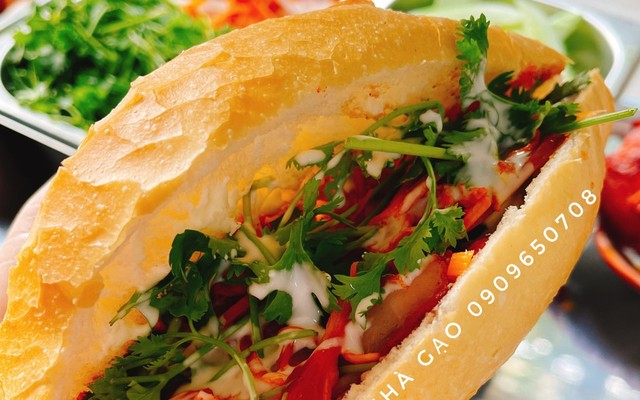Thèm - Bánh Mì Pate Hải Phòng