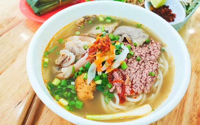 Bún Bò Huế Nam Thiên - Bún Bò Huế - Hồ Văn Long