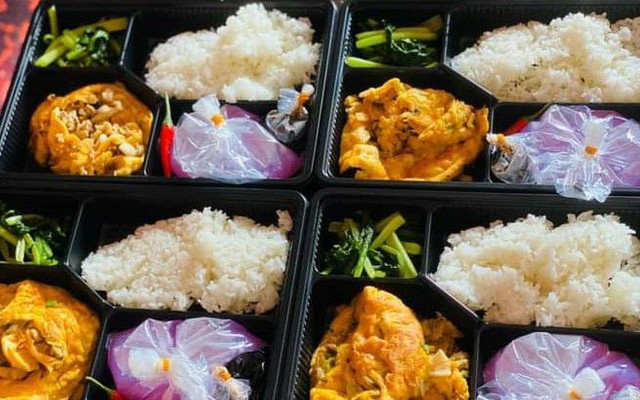 Cô 3 Sài Gòn Ven Đô - Ăn Vặt & Giải Khát - Hồ Văn Long