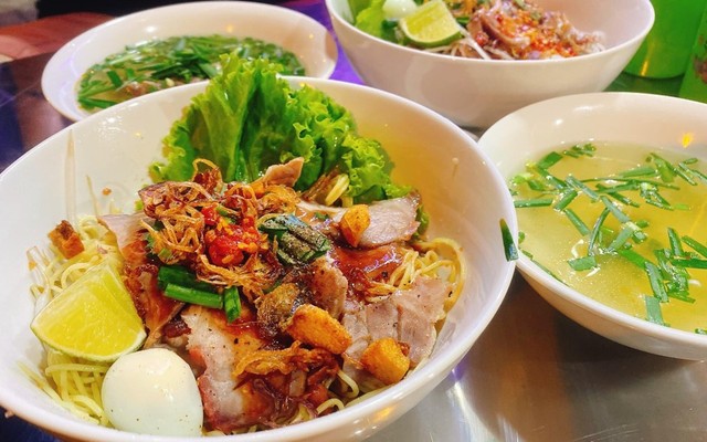 HỦ TIẾU MÌ XÁ XÍU A PHÚ