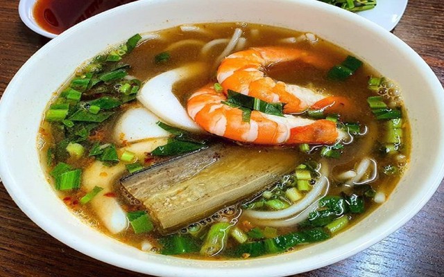 Hồng Phát - Bún Mắm - Nhất Chi Mai