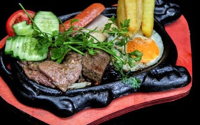 A HÍNH QUÁN - CƠM CHIÊN BÒ NÉ