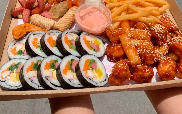 Thèm Bycaitulanh - Gà, Nem & Cuốn - Nguyên Hồng