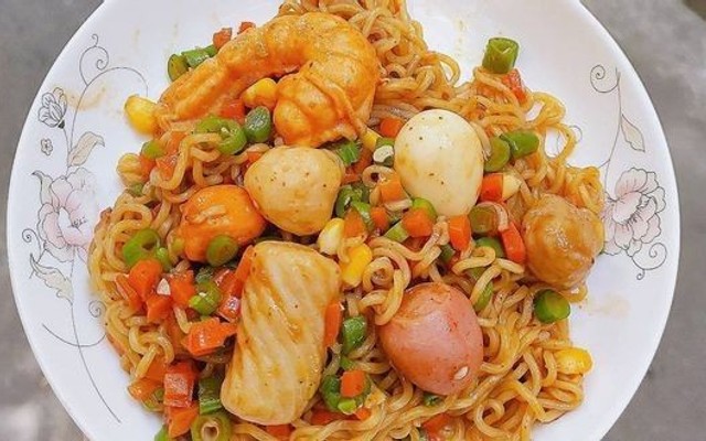 Bếp Bà 3 - Ăn Vặt - Đường Số 3