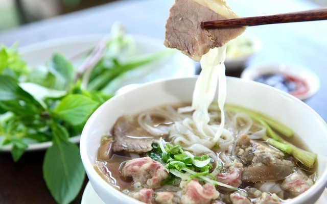 Trạm Phở 79 - Phở & Cơm Tấm - Nguyễn Hữu Thọ