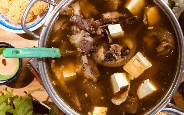 LẨU ĐUÔI BÒ ANH SA - LẦU ĐUÔI BÒ MANG VỀ - Đường TL19