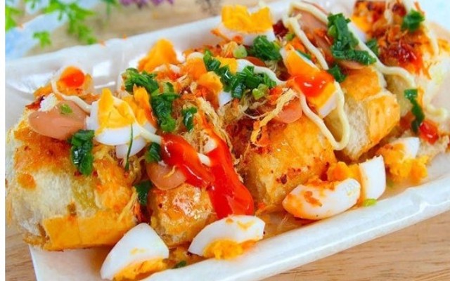 TH - Bánh Mì Nướng Muối Ớt - Tân Triều