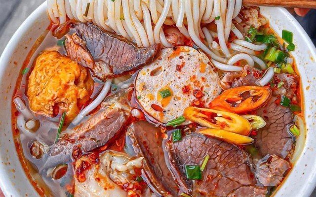Bún Bò Bún Riêu Số 1 - Bún Bò & Bún Riêu - Đường Số 10 | Đặt Món & Giao ...