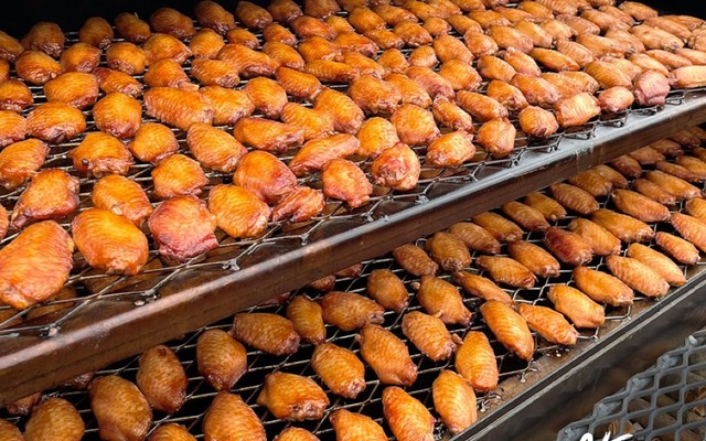 Rooftop Smokery - Cánh Gà Hun Khói - Mạc Thị Bưởi