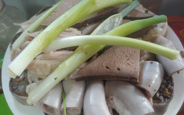 Quán Lòng A Chí  - Lòng - Xuân Đỉnh