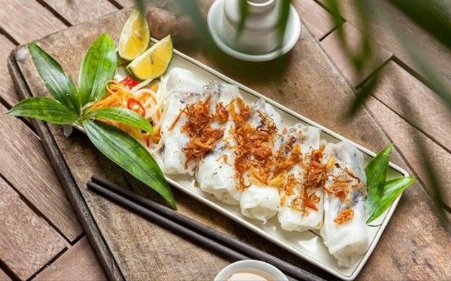 Bánh Cuốn Nóng Gà Tần Cháo Ngao - Bánh Cuốn, Gà, Cháo - Quỳnh Mai
