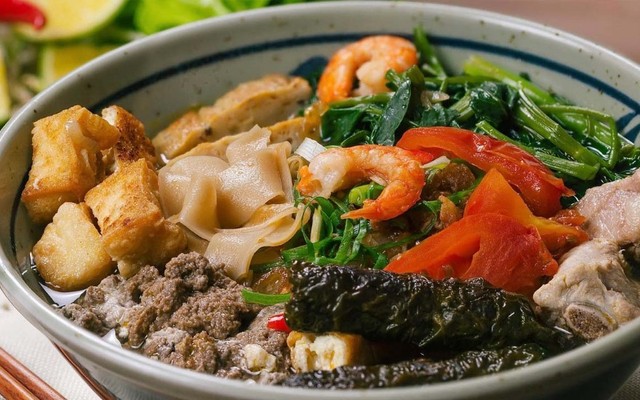 Tâm Anh - Bánh Đa Cua, Bún Riêu Cua - Tôn Đản