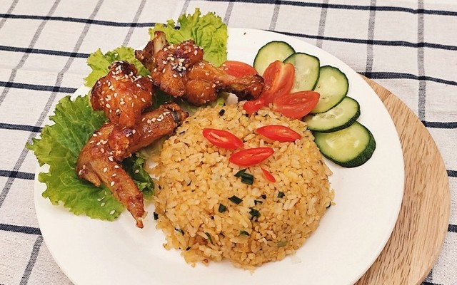 Nhà Mèo - Bún Thịt Nướng & Cơm Gà Lúc Lắc