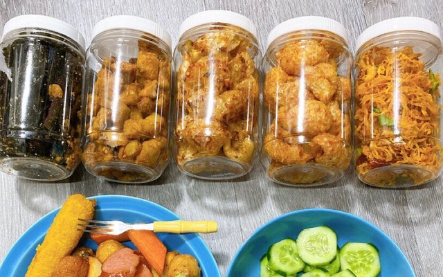 Ăn Vặt Ku Bull - Bánh Tráng Chấm & Đồ Chiên