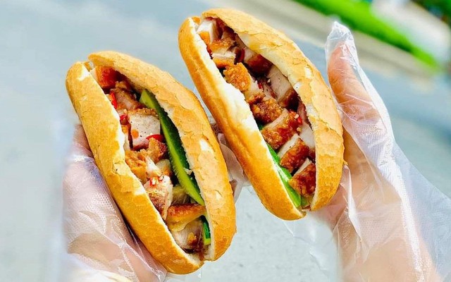 521A - Bánh Mì Heo Quay - Cách Mạng Tháng 8