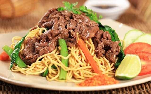 Quán Cô Thủy - Bánh Mì & Nui Xào - Lý Thường Kiệt