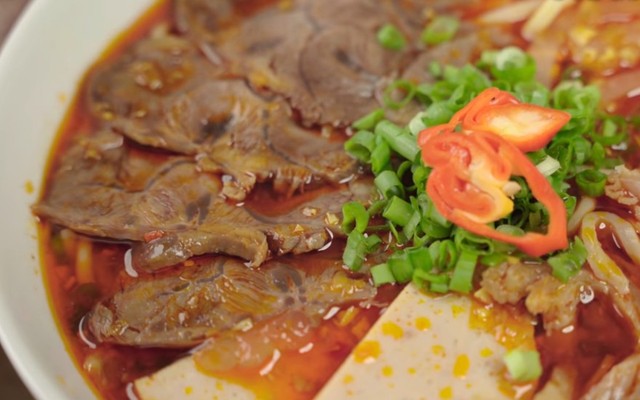 Bếp Cô Chi Béo - Bún Bò Huế - Huỳnh Khương An