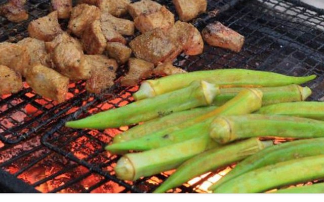 VÚ HEO VÀNH ĐAI & BẠCH TUỘC - ĐƯỜNG SỐ 19