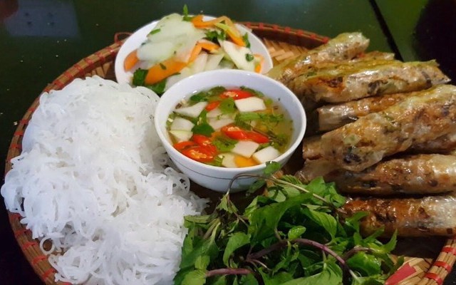 Gia Đình Food Ẩm Thực Hà Thành - Bún Chả & Lẩu - Phú Diễn