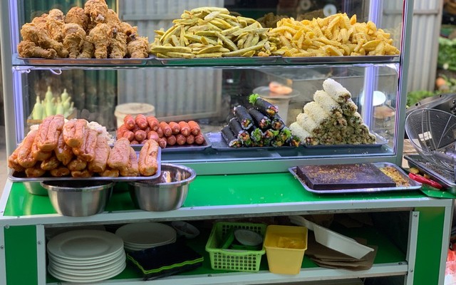 Trà Sữa, Đồ Ăn Vặt & Sữa Chua Mít Hoa Quả Dầm - Kem Trà Huyền Linh Cơ Sở 23
