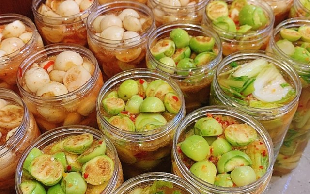 Bếp Híp  - Dưa Cà Chua Ngọt Giòn Tan - Nguyễn Tuân