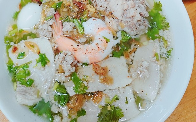 MonKen - Hủ Tiếu Nam Vang & Gà Tiềm Ngũ Vị - Hậu Giang