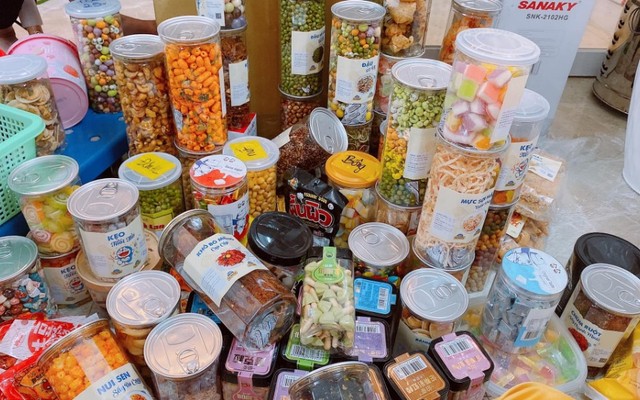 Nhà Shy - Bánh Kẹo & Ăn Vặt - Hương Lộ 3