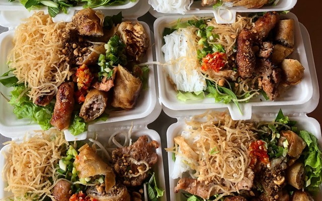 Bún Thịt Nướng - Kiều Hương