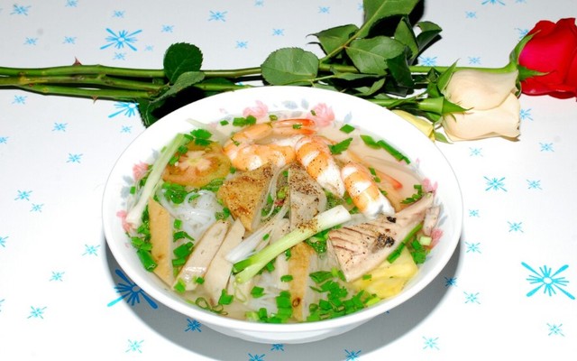 Bún Chả Cá Nha Trang Quỳnh Lai - Đường Số 11