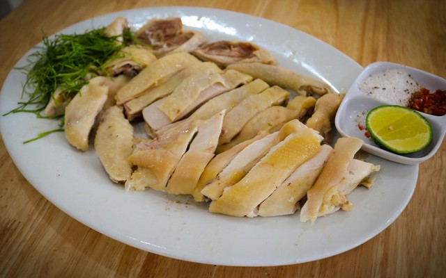 Tiệm Cơm Gà Nhi Thảo - Cơm Gà - 34 Thống Nhất