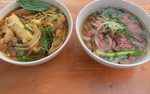 Quán Thu - Phở & Bún Bò Huế - Nguyễn Hoàng