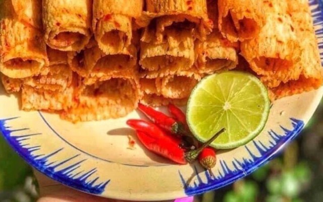 Tiệm Tạp Hóa Cô Ngọc - Ăn Vặt - Đường 12