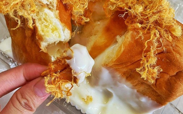 Bò Sữa - Bánh Bông Lan Trứng Muối & Bánh Mì Phô Mai Tan Chảy - 55B Tây Lân