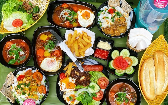 Quán Ngon Dũng Kiệm - Mỳ Quảng & Bánh Mì Sốt Vang