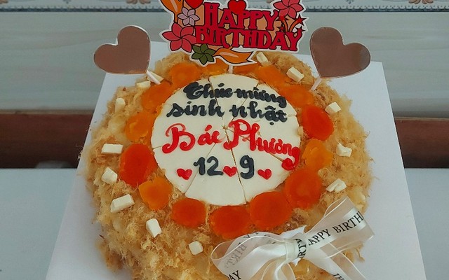 Mom's Bakery - Pizza & Bánh Bông Lan Trứng Muối - Trần Thị Cờ