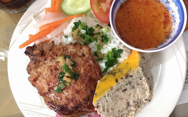 2Ka - Cơm Tấm - Hồ Thành Biên