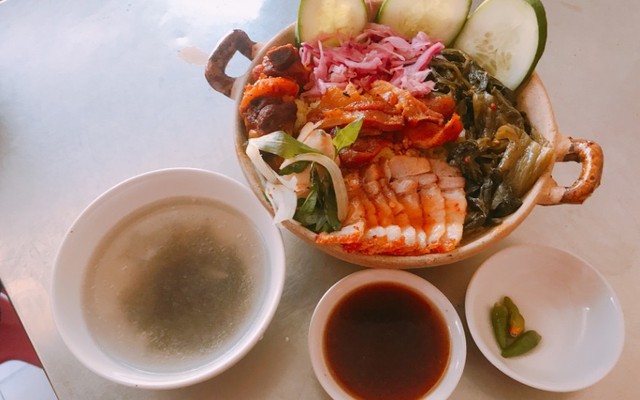 DaNa Thố - Cơm Chiên Thố - 300 Phạm Cự Lượng