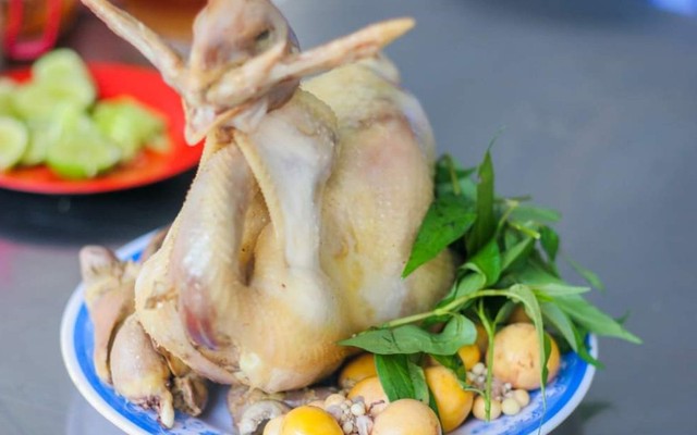 GATA 326 - Gà Luộc Nguyên Con - Nguyễn Trọng Tuyển