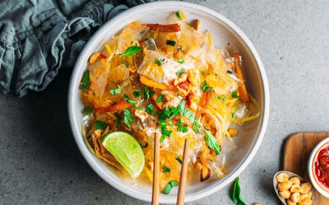 Bánh Tráng Trộn Onion