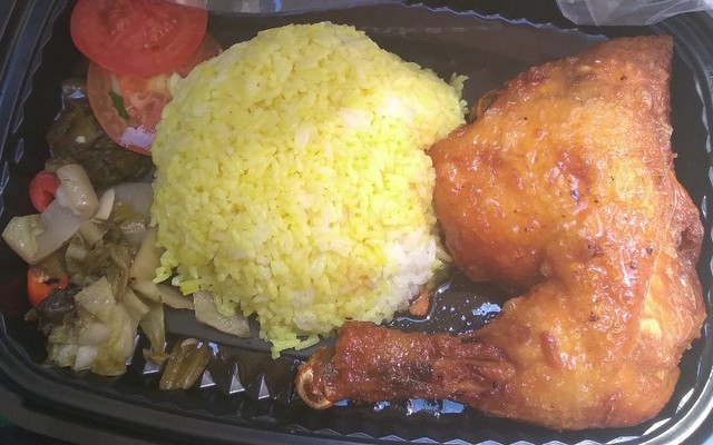 Bin Hí - Cơm Gà Xối Mỡ - Đường Số 2