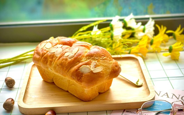Cún's Bakery - Bánh Mì Hoa Cúc Tố Loan - Định Công Hạ