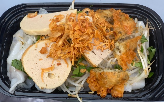 Hai Cô Béo - Bánh Cuốn & Mỳ Xào - Điện Biên Phủ