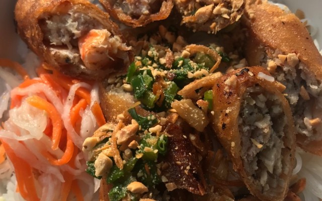 Bún Thịt Nướng Phượng - Âu Cơ